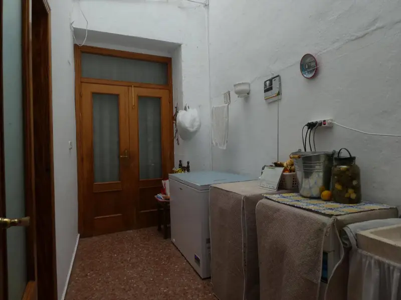 Casa Rustica Reformada en Oliva con Terraza y Buhardilla