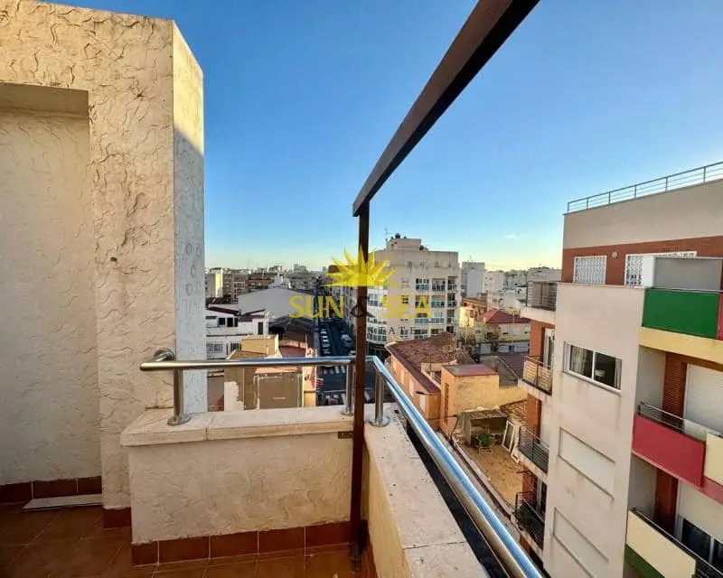 Atico en Alquiler Torrevieja Centro 3 Habitaciones 2 Banos