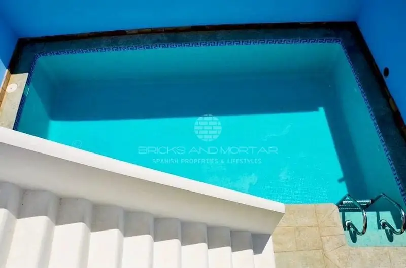 Casa Rural en Valencia 4 habitaciones 293m2  Piscina