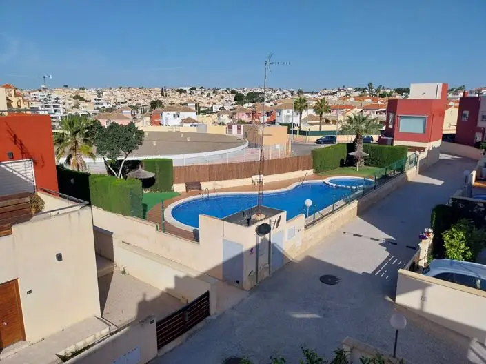 Adosado 3 Dormitorios Villamartin Piscina Cerca Servicios