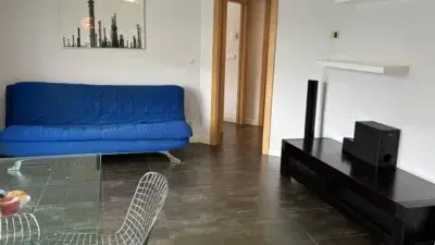 Apartamento en Alquiler Arrosadia Cerca Piscinas Oberena
