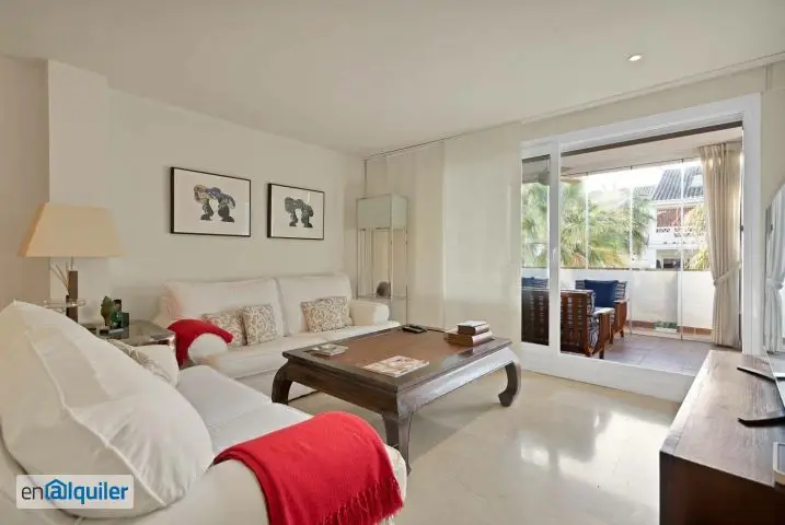 Apartamento en Primera Linea de Playa Reformado Amueblado