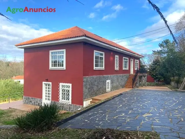 Venta  de Finca con casa y vistas al mar en A Coruña