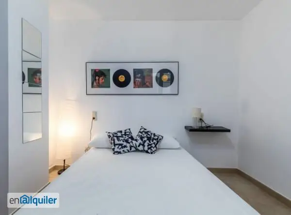 Furnished apartment rental Quatre Carreres