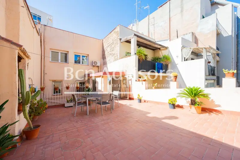 Dúplex con Terraza en el Centro de Barcelona