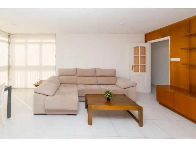 Apartamento Escuela de Vela Vistas al Mar Semi Reformado