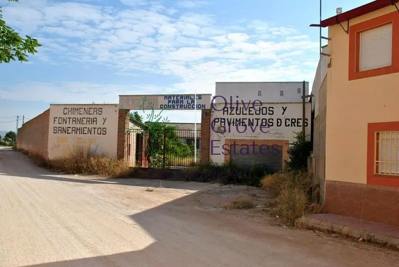 Nave Industrial en Venta Caudete 1301m2