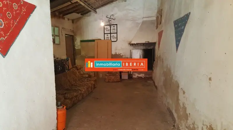 Venta Local comercial en Cenicero - Ref: 2712