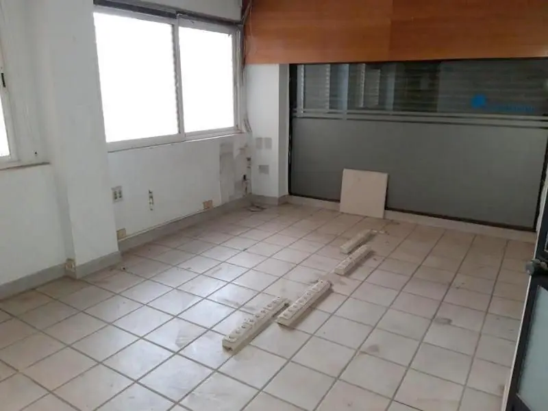 Venta Local Comercial 836m2 Gran Vía Granada