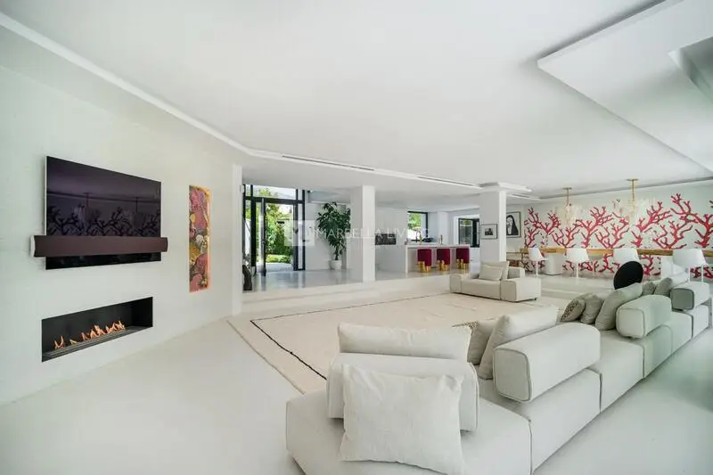 Villa de 4 Dormitorios en Nueva Andalucía