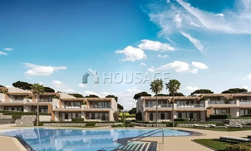 Adosados en Nueva Andalucia Mijas con piscina privada