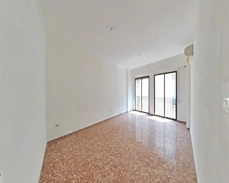 Piso en Venta en Algemesí 4 Habitaciones