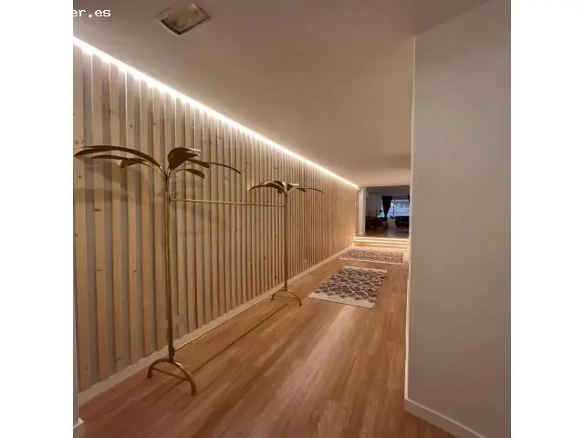 Piso en Alquiler Avenida Constitución Edificio Pirámide Granada