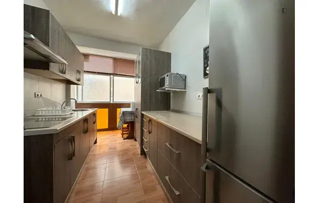 Apartamento 3 Dormitorios Granada Estudiantes Trabajadores