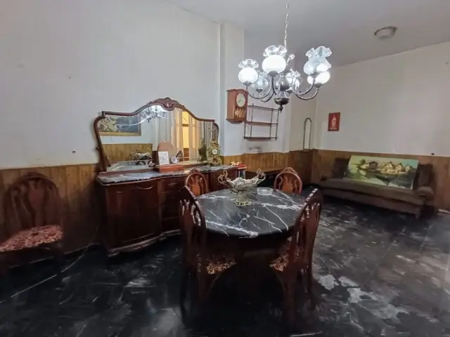 Casa-Villa de 5 Dormitorios en venta Oliva, España