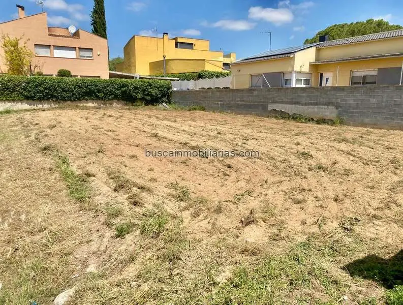 Parcela urbana en venta en Santa Margarida i els Monjos
