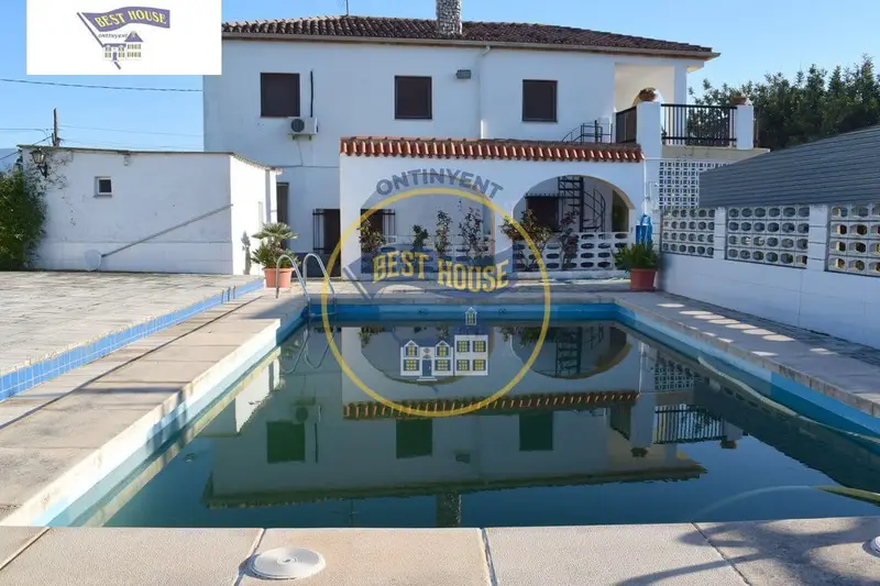 Chalet en Ontinyent con Piscina y Barbacoa