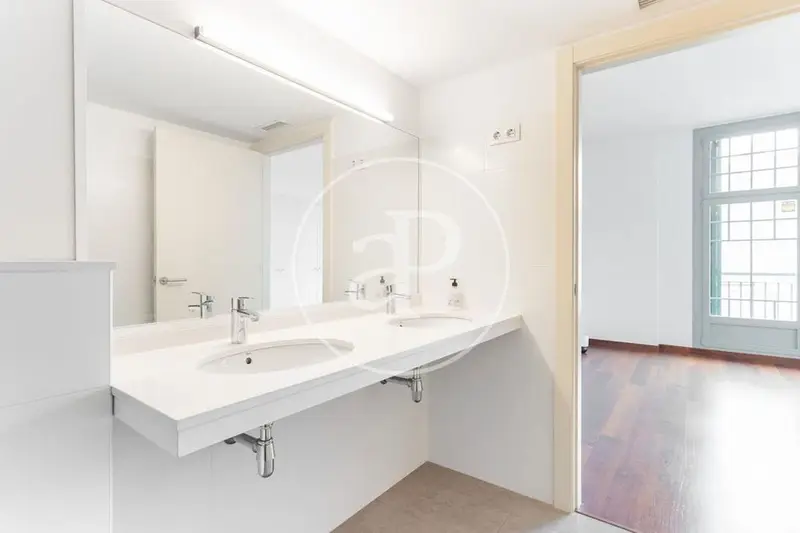Apartamento en Alquiler Barcelona 3 Dormitorios 2 Baños