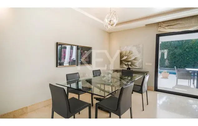 Alquiler Villa Lujo 5 Dormitorios Marbella 420m²