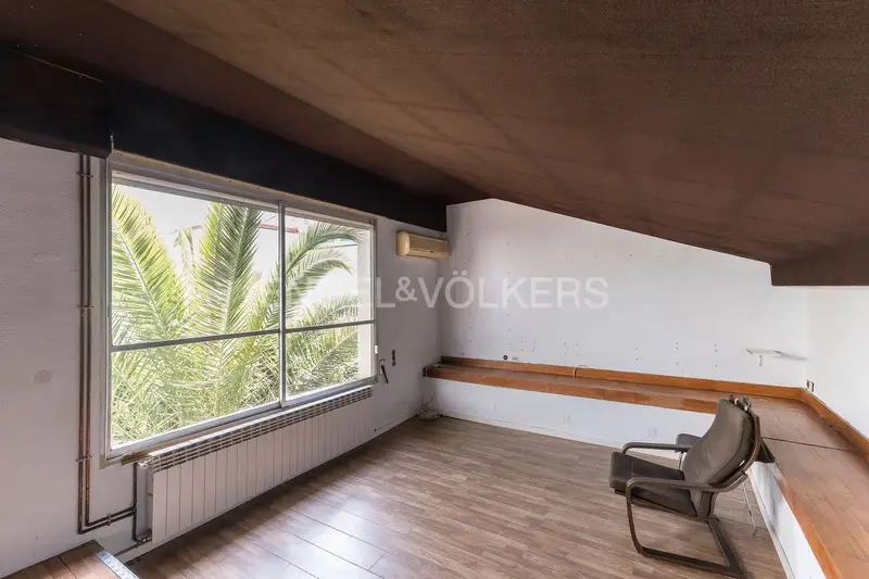 Casa Moderna en Montbau Barcelona a Reformar