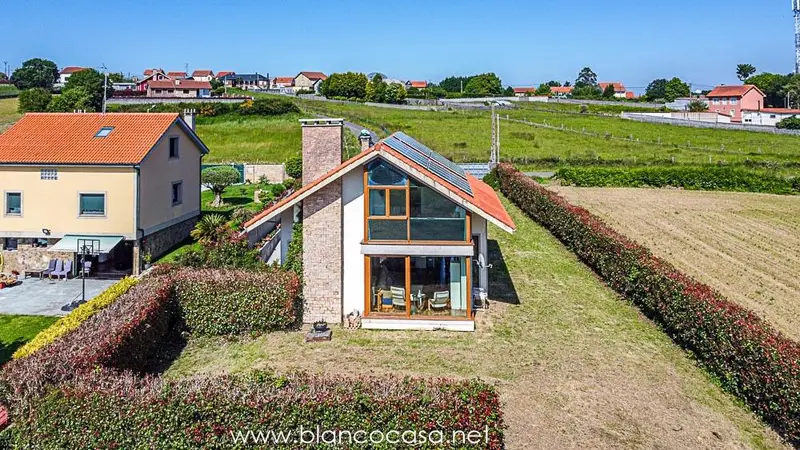 Venta Casa con calefacción en Bértoa Carballo