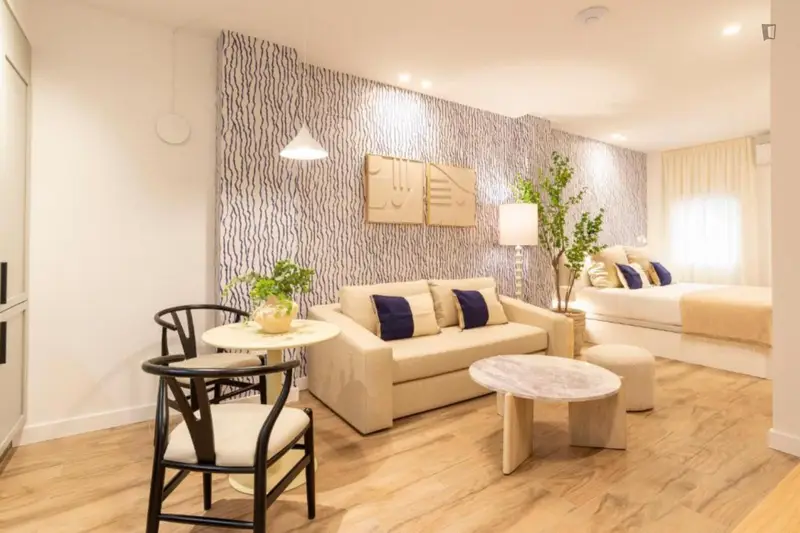 Apartamentos Amueblados con Cocina y Baño Privado