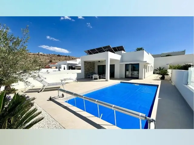Chalets Mediterraneos en Benijofar Costa Blanca