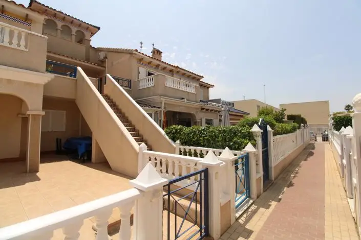 Atico 1 Dormitorio Playa Flamenca Cerca de la Playa