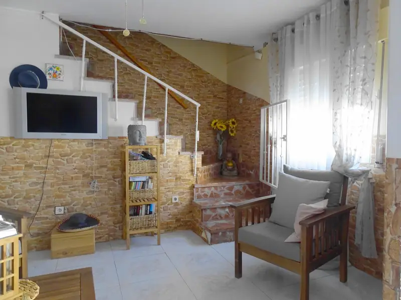 Casa en Venta Pinar Granada 4 Dormitorios 2 Baños Gran Garaje