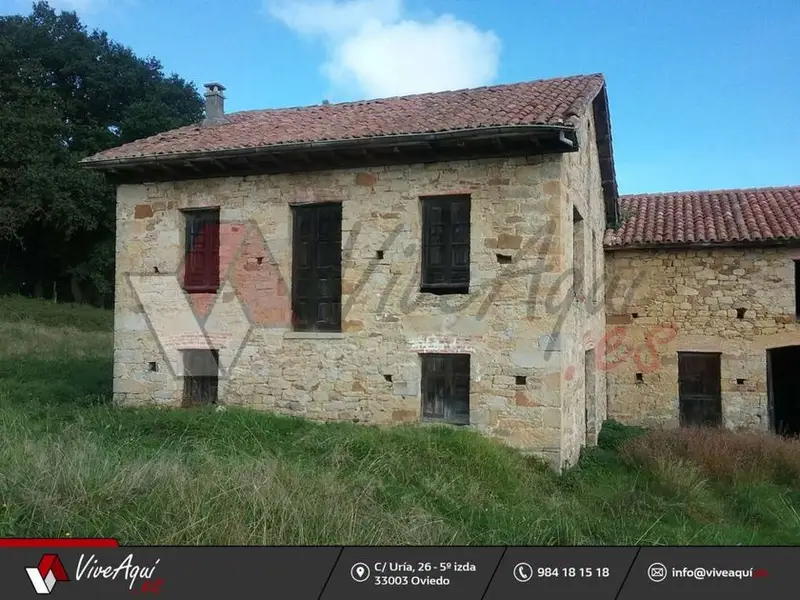 Chalet en Arguero Asturias para reformar con gran terreno