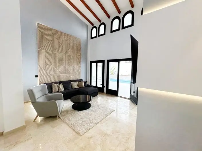 Villa de Lujo 3 Dormitorios en Venta