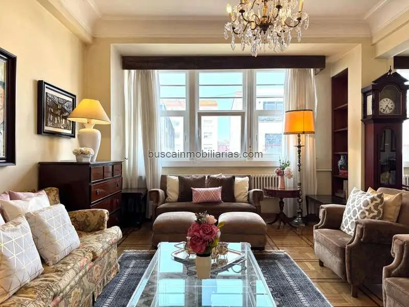 Piso en Venta A Coruña 176m2 4 Habitaciones 2 Baños