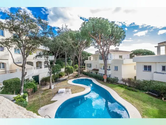 Piso de 2 Dormitorios en venta Cabopino, España