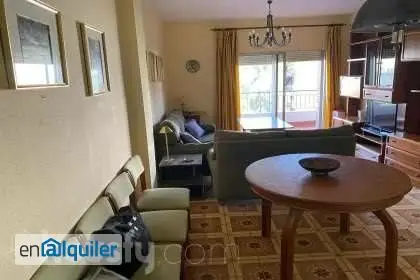 Alquiler piso 4 habitaciones 2 baños Sevilla