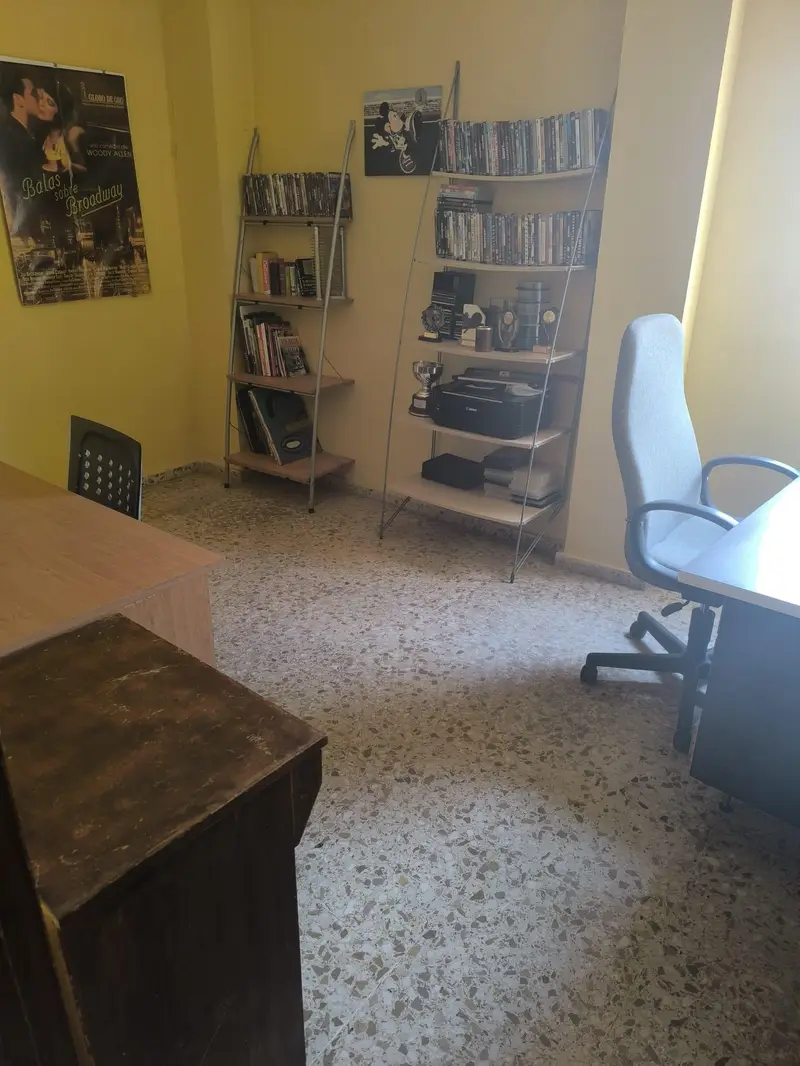 Apartamento Reformado cerca Avda Salobreña 118m2