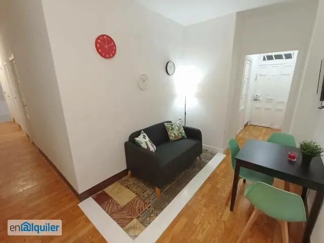 Piso Estudiantes Santa Teresa 5 habitaciones 2 baños