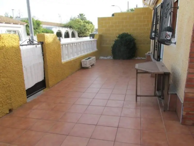 Villa en Los Alcazares 2 dormitorios Oasis Los Narejos