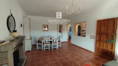 Chalet en venta en Altos de Estepona