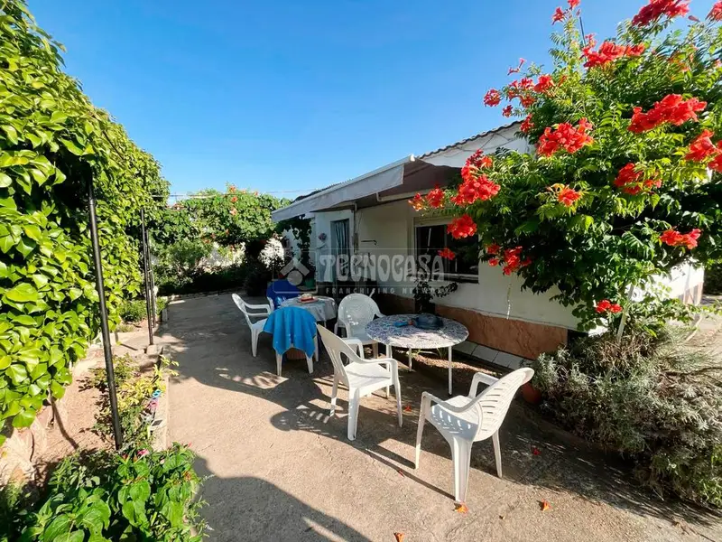 Casa en Venta Garrapinillos 95m2 858m2 Terreno Piscina