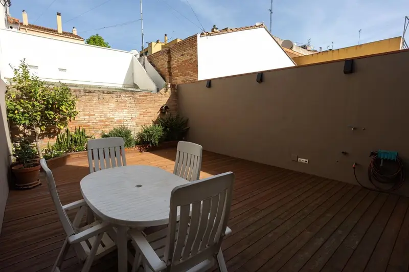 Adosado en Figueres 160m2 3 habitaciones 2 banos garaje terraza