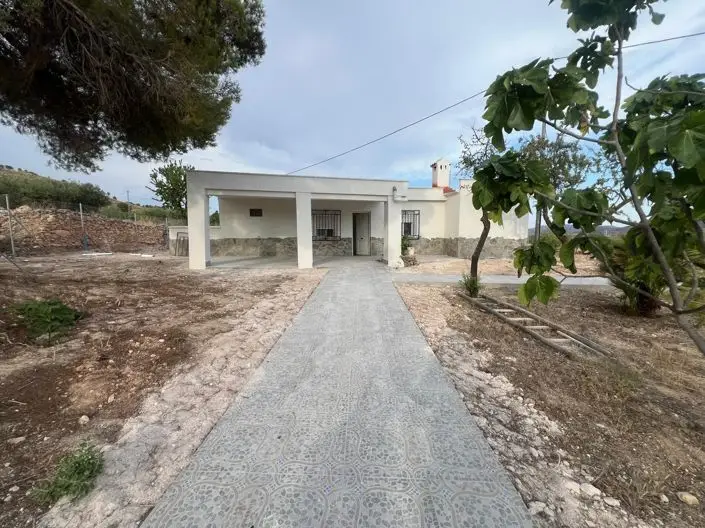 4 Bed Villa for sale