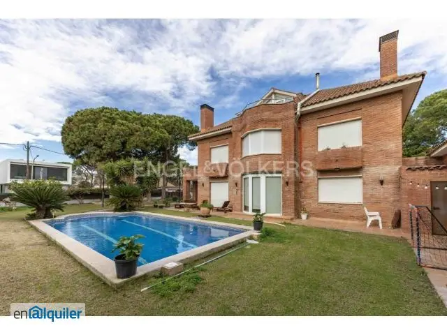 Alquiler casa piscina La pineda