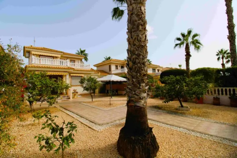 Villa 3 Dormitorios Los Dolses Orihuela Costa