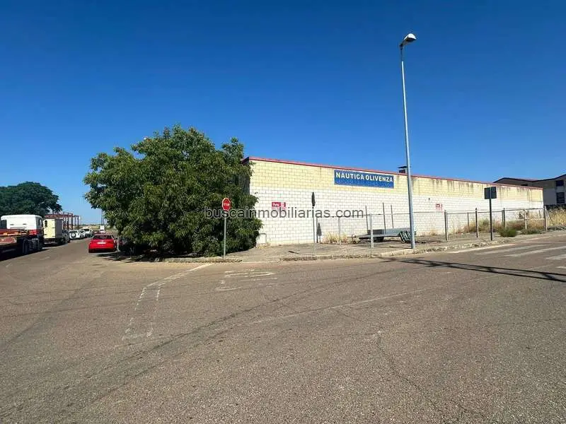 Nave Industrial en Venta Olivenza 240m2 Ampliable