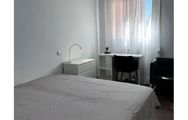 Alquiler Habitacion 206m2 Madrid