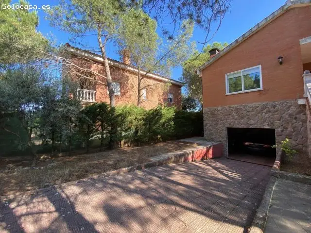 Chalet en Pioz con Jardin y 3 Habitaciones