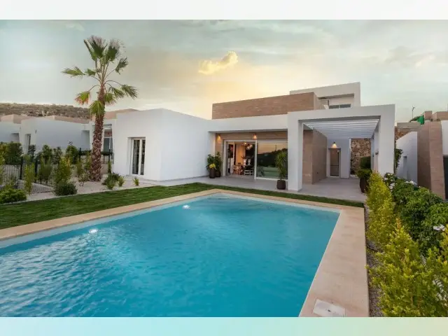 Casa Villa 3 Dormitorios Costa Blanca Espa	
	
	
a