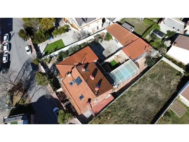 Chalet con Piscina en La Muela cerca de Zaragoza