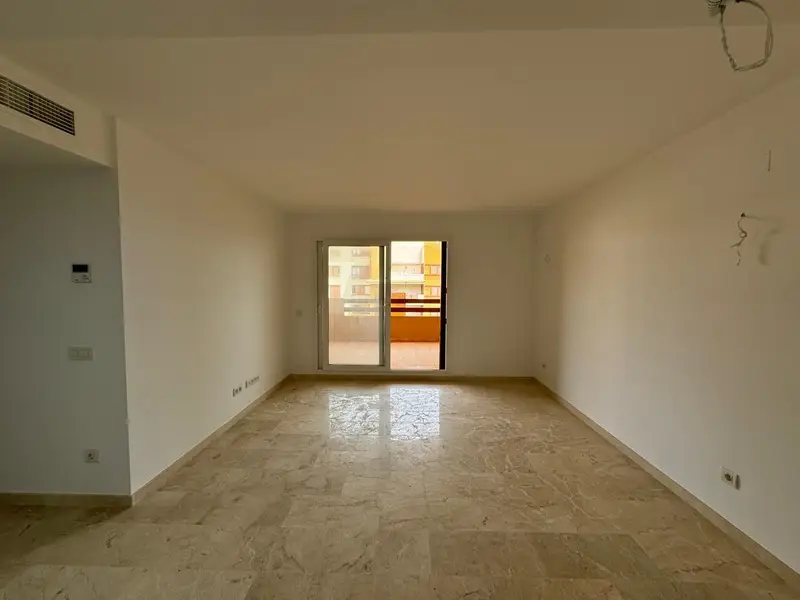 Apartamento en Torrevieja 140m2 3 Dormitorios 2 Baños Garaje Trastero