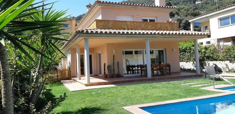 Chalet en Roca de Malvet Santa Cristina dAro Girona